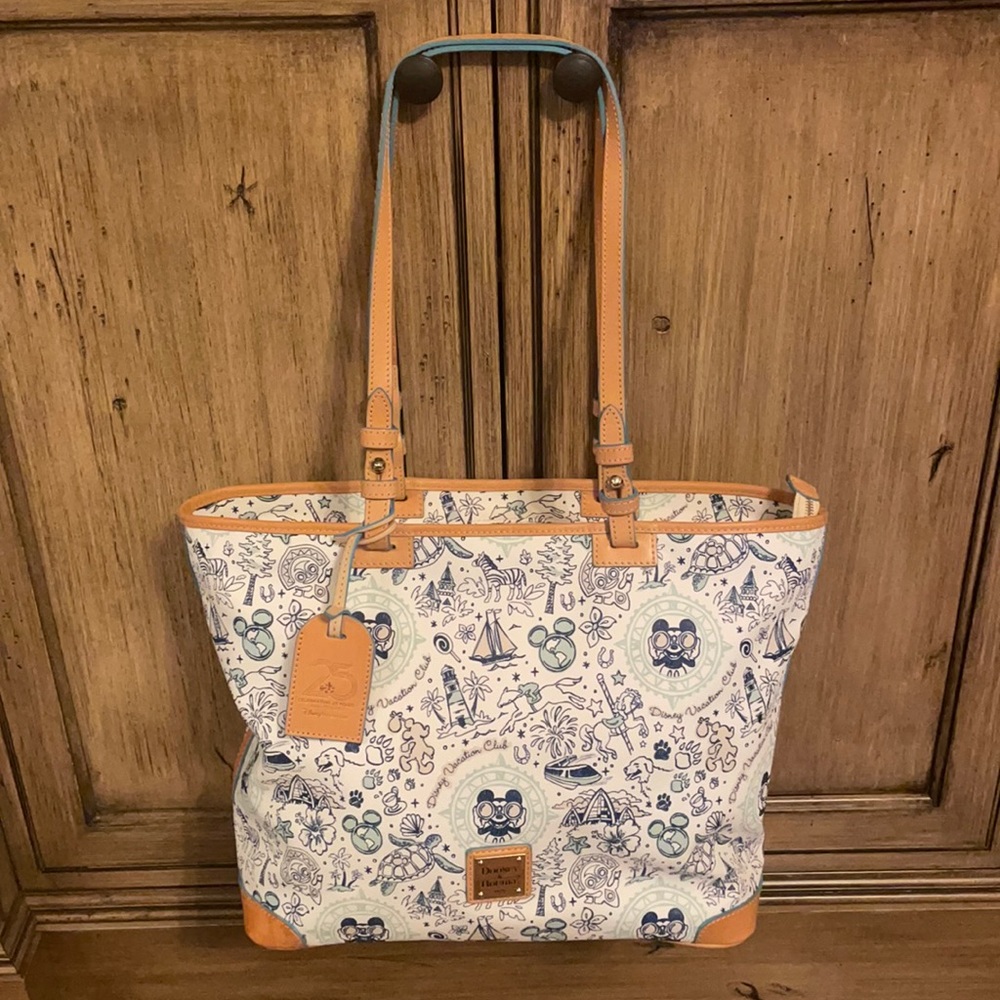 Dooney & Bourke Disney Vacation Club Shopper Tote